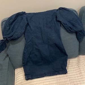 Puff sleeves denim dress